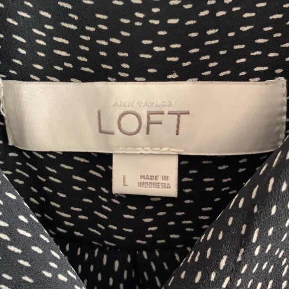 Ann Taylor Loft Lightweight Sleeveless Blouse - Picture 3 of 3